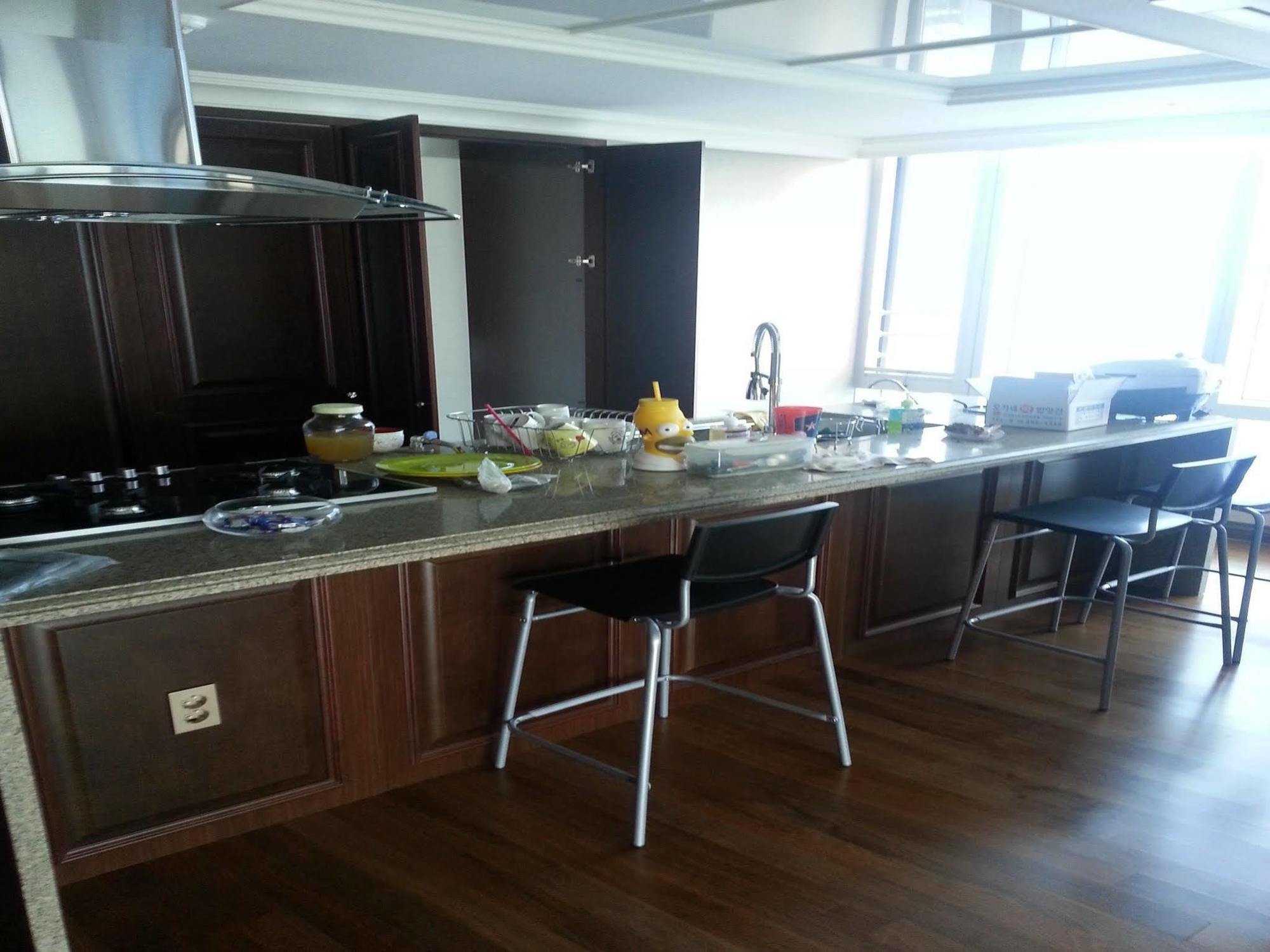 בוסאן Austin Guesthouse מראה חיצוני תמונה